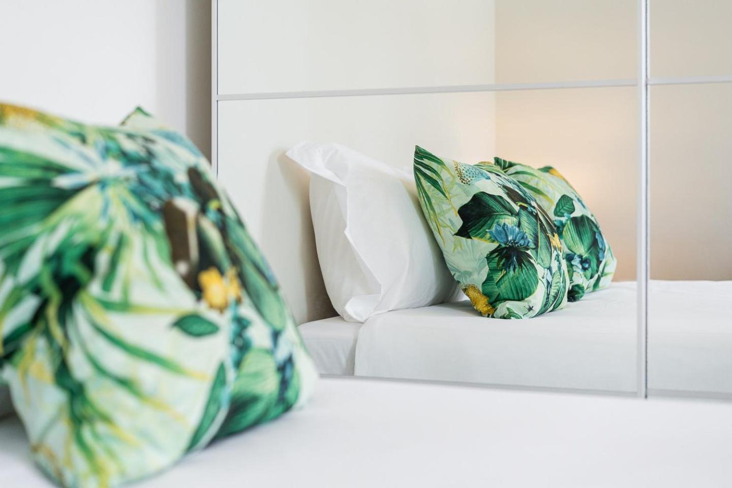 Pensión Guestready - Camões Refuge *